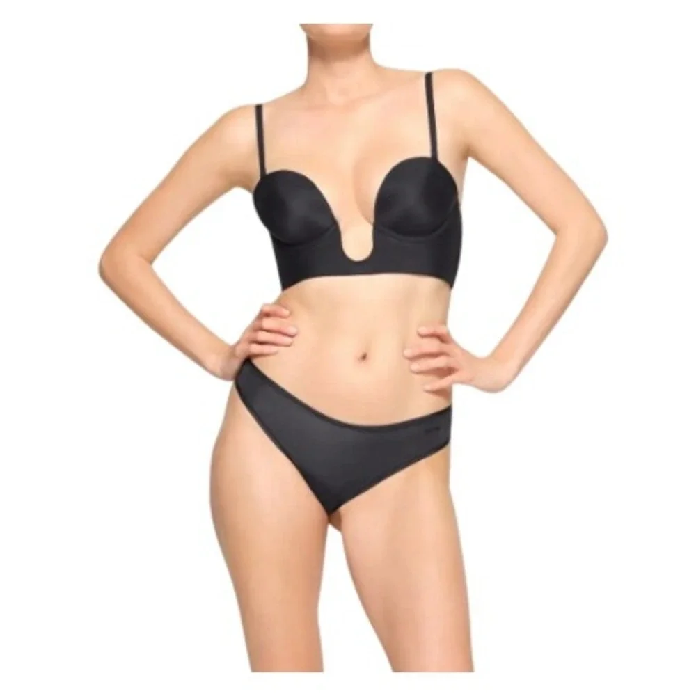 Skims Deep Plunge Shapewear Plunge Bra BR-BAN-2958 Onyx Black Medium
